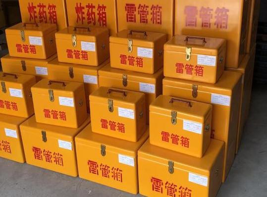 隆德玻璃钢雷管箱的使用寿命一般是多少？